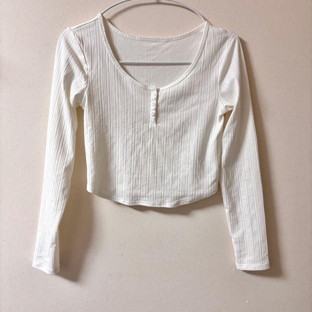 【未使用】GU コットンブレンドリブ クロップド ヘンリーＴ 長袖 Sサイズ — image 2