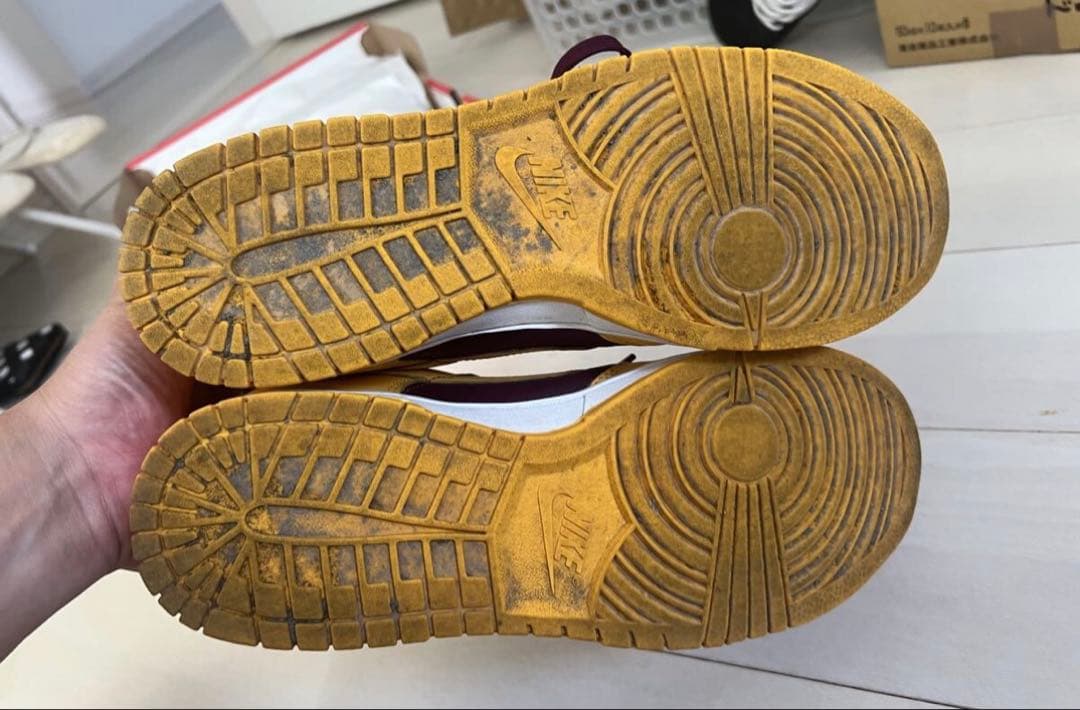 Nike Dunk Low Retro イエロー バーガンディ — image 5