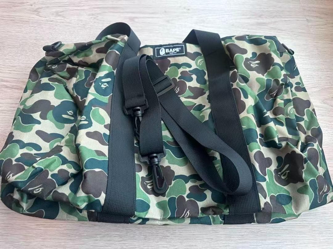A BATHING APE カモフラ柄 ダッフルバッグ — image 5