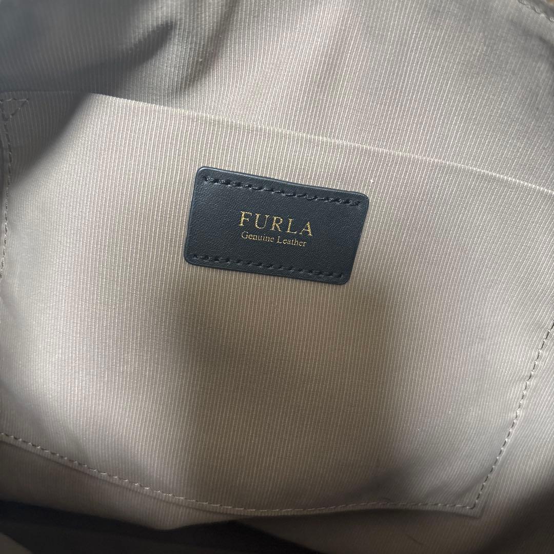 FURLA ハンドバッグ — image 4
