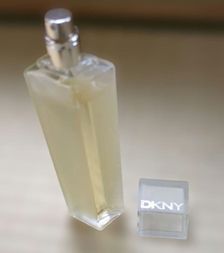 【DKNY オードパルファム 50ml】 — image 3