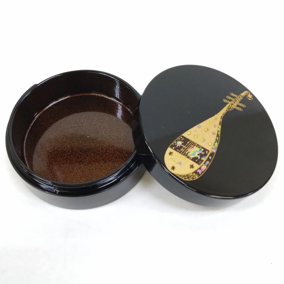 木質樹脂製蒔絵香合　「琵琶」　2.6寸 — image 3