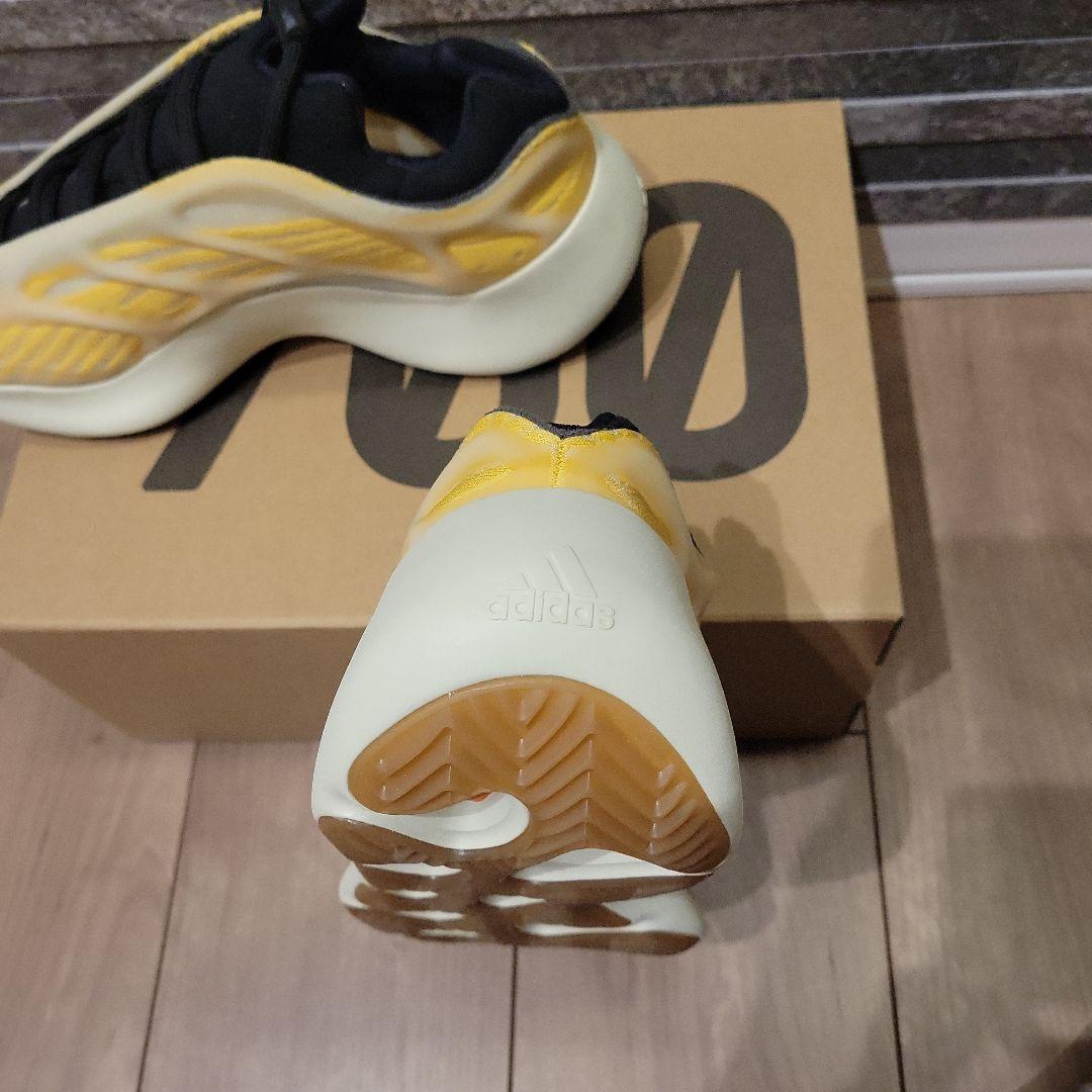 【新品】adidas YEEZY 700 V3 SAFFLOWER 27cm — image 3