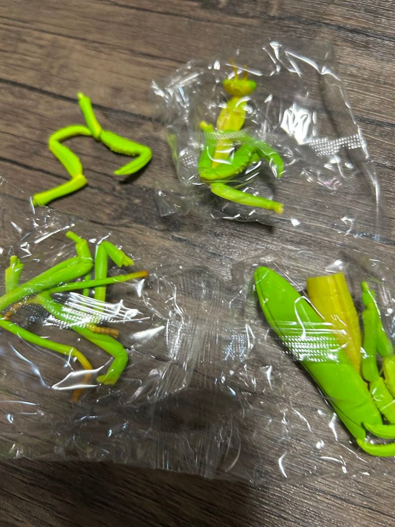 カマキリ フィギュア カプセルトイ — image 2