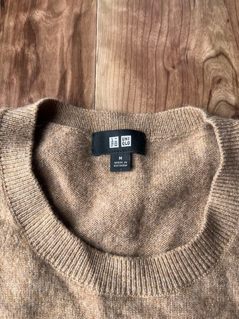 ユニクロ UNIQLO 100%カシミア クルーネックセーター ベージュ　M — image 2