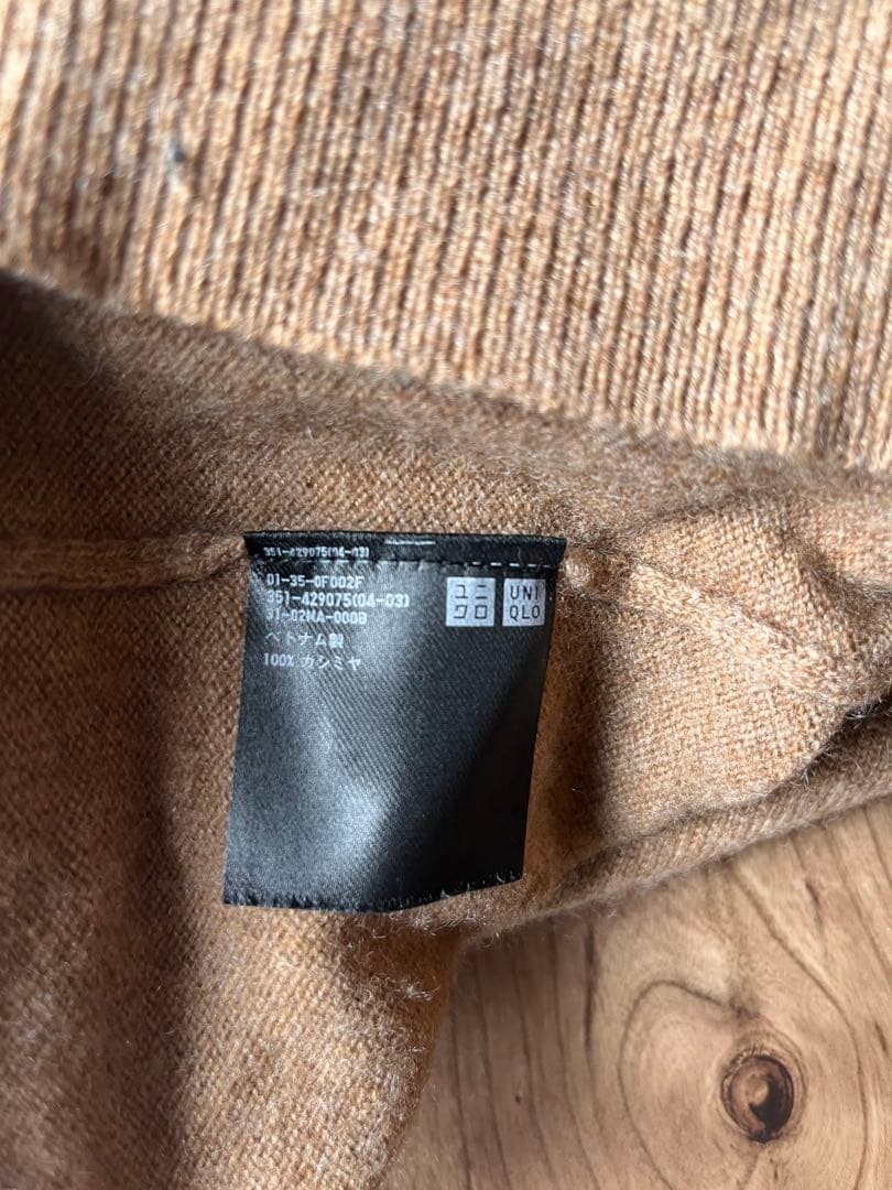 ユニクロ UNIQLO 100%カシミア クルーネックセーター ベージュ　M — image 3