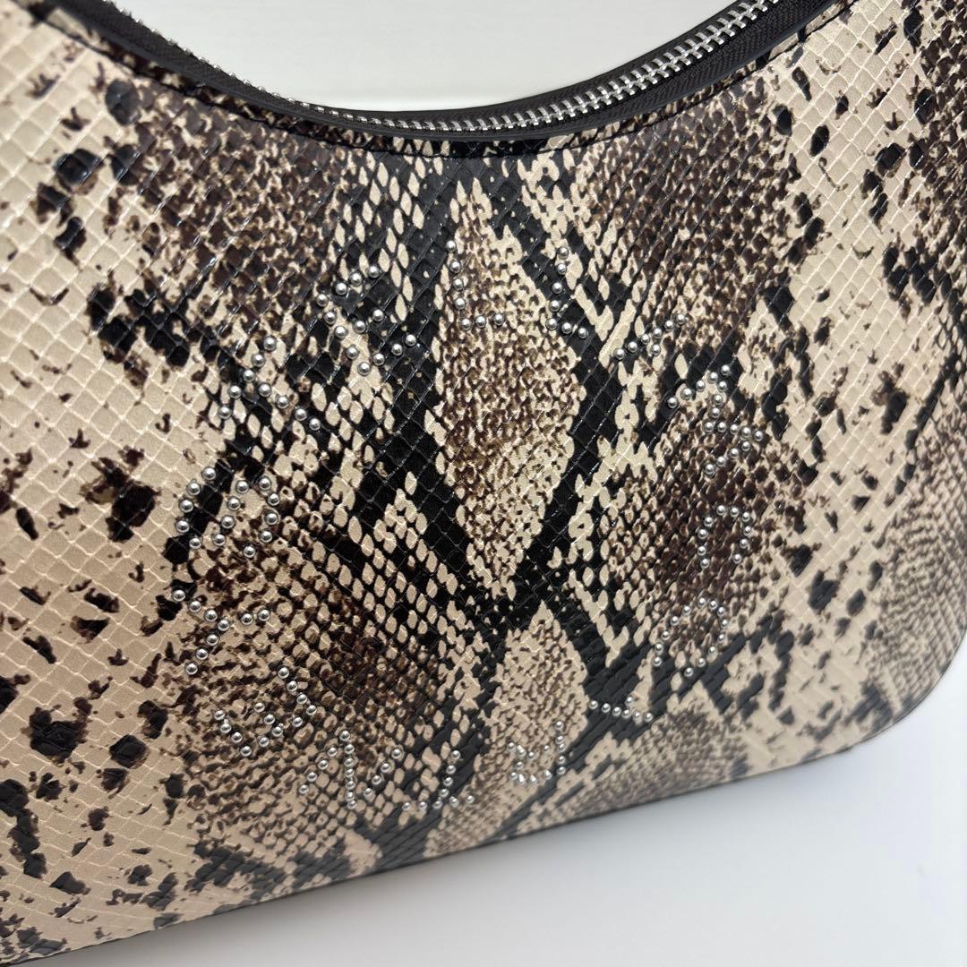 完売品✨ステラマッカートニー　H&M スネークスキンプリントハンドバッグ — image 3