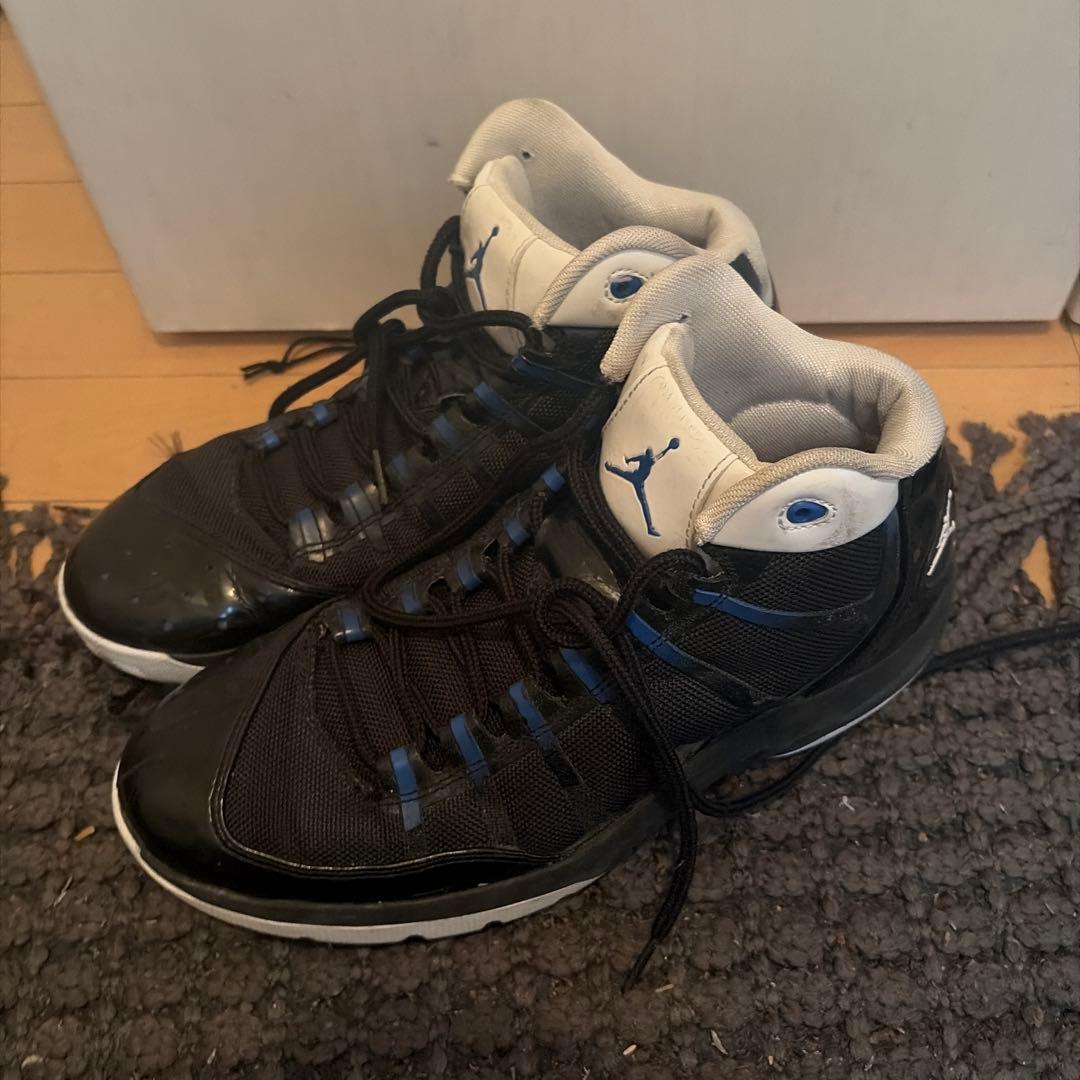 Jordan スニーカー ブラック ブルー — image 2