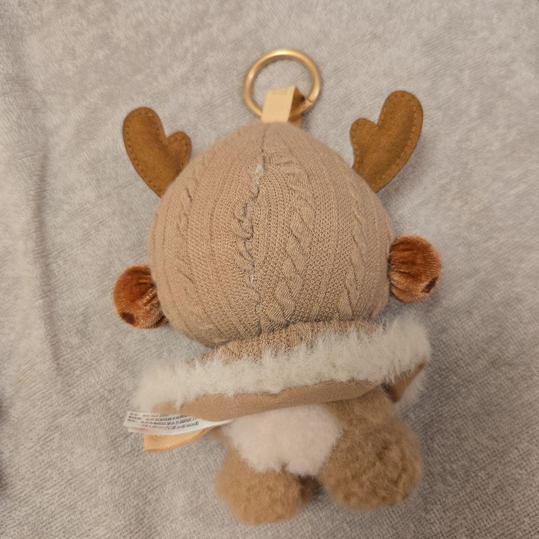 POPMART SKULLPANDA Winter Symphony ペンダント — image 4
