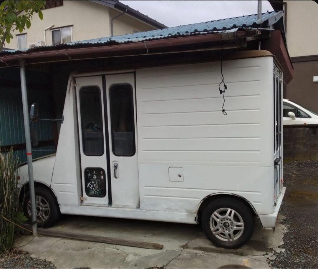 ダイハツ　ミラ　ウォークスルーバン　中古車　現車確認大歓迎交渉可　キッチンカーに — image 4