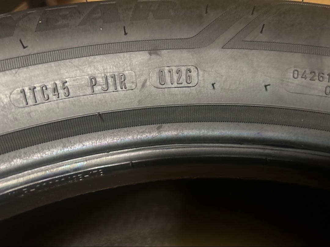 235 60 18 グッドイヤー　Goodyear EfficientGrip — image 3
