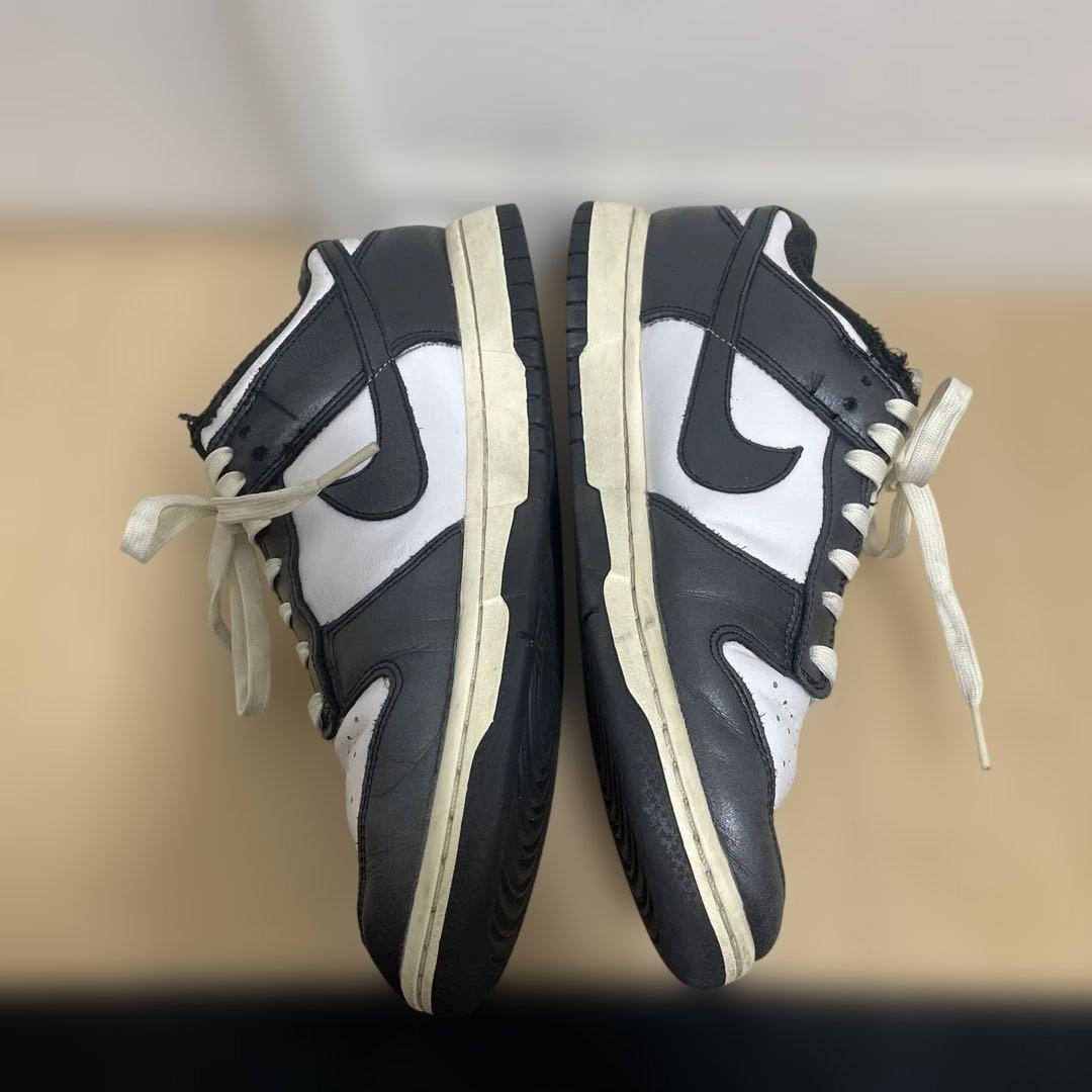 Nike ホワイト/ブラック スニーカー　ダンク　パンダ　ヴィンテージ加工 — image 3