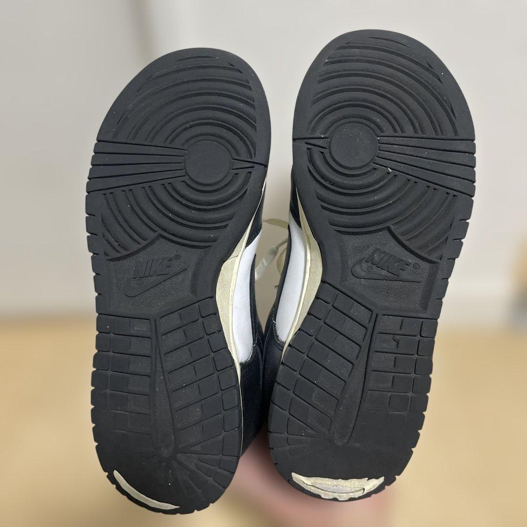 Nike ホワイト/ブラック スニーカー　ダンク　パンダ　ヴィンテージ加工 — image 5