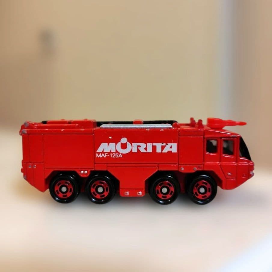 【廃盤品】トミカ No.13 モリタ 空港用化学消防車 MAF-125A — image 4