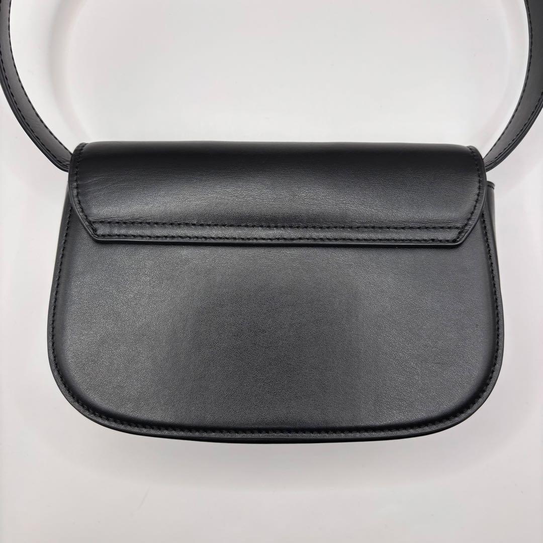 DIESEL ハンドバッグ　1dr ブラック　レザークロスボディバッグ　ロゴ — image 4