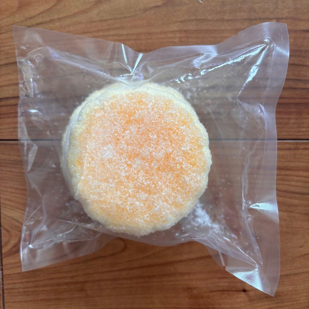 kikisquishyMサイズ粉付きクッキーサンドスクイーズ — image 2