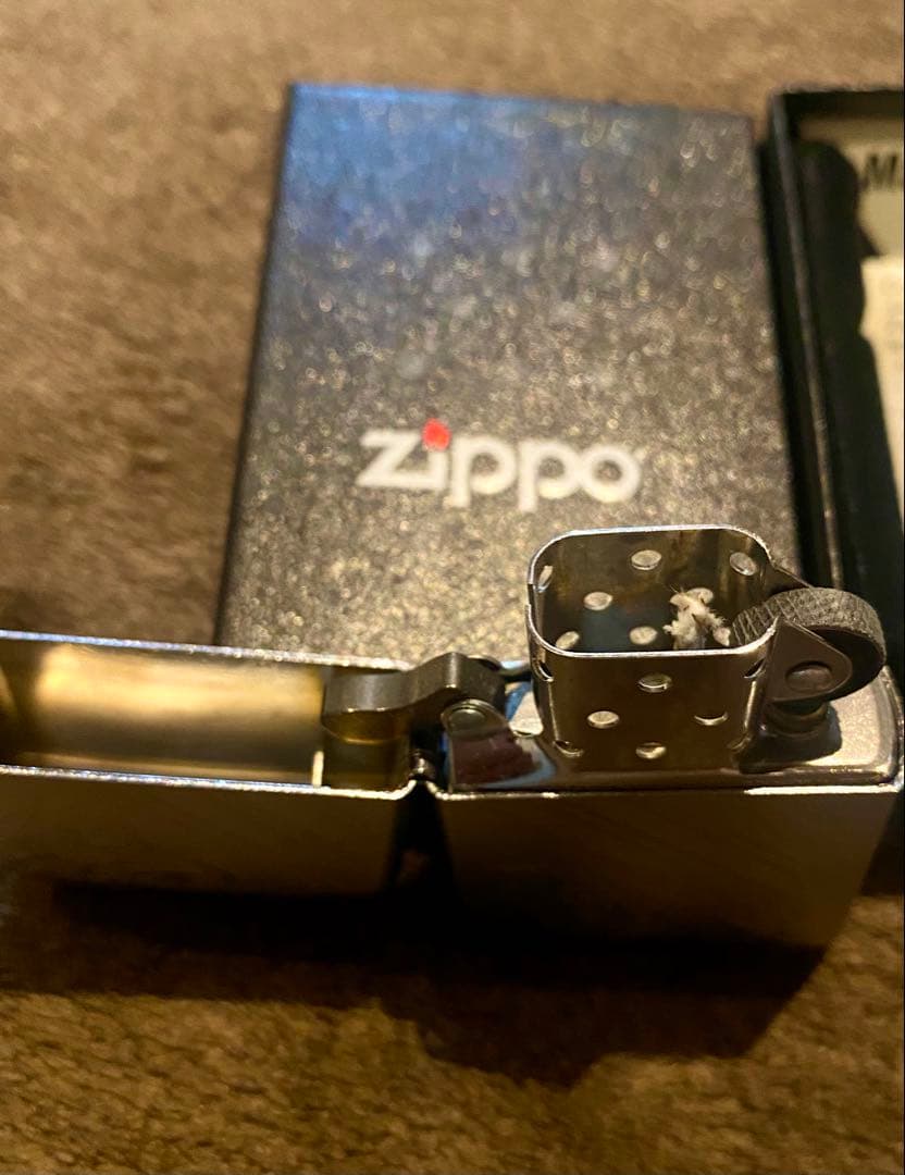 Zippo オリジナルライター シルバー — image 3