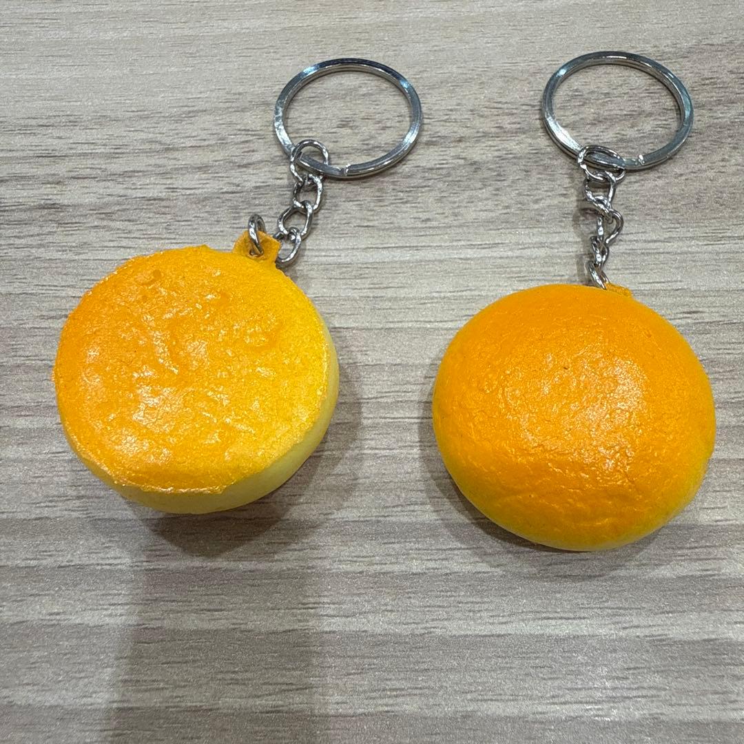 スクイーズ　パン　キーホルダー　2個セット — image 2