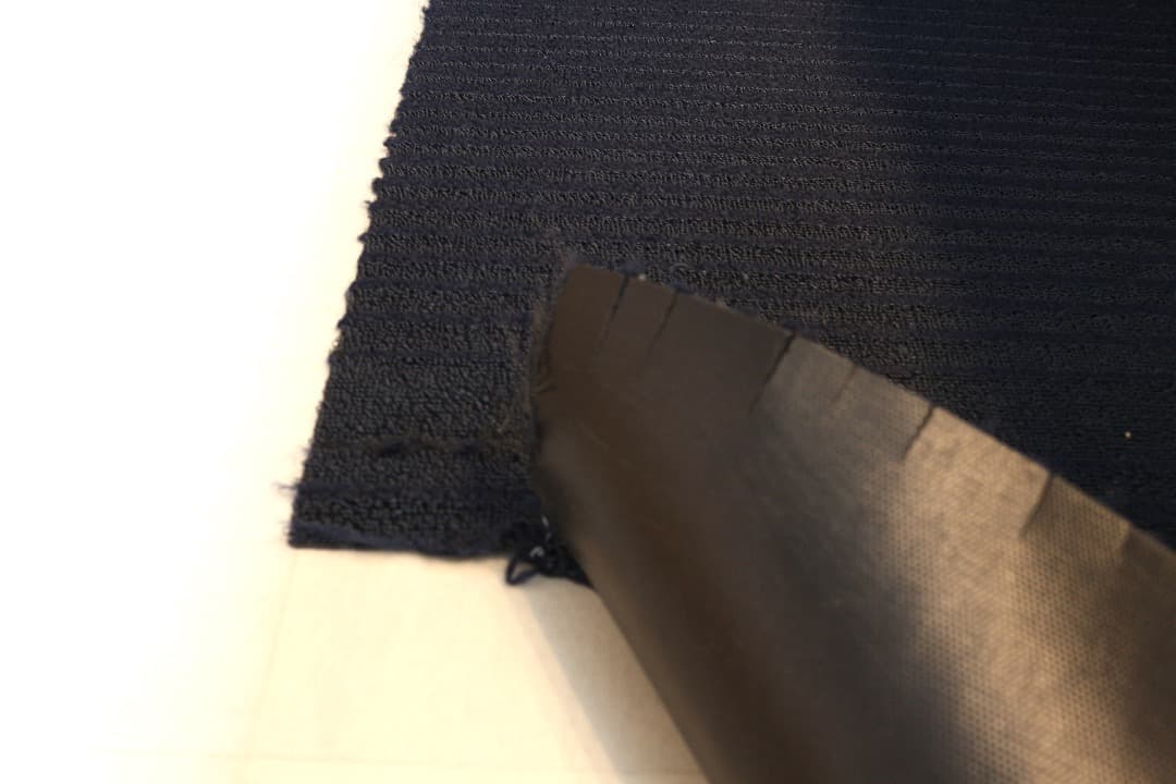 チルウィッチ キッチンマット 183×61cm スキニーストライプ ネイビー — image 5
