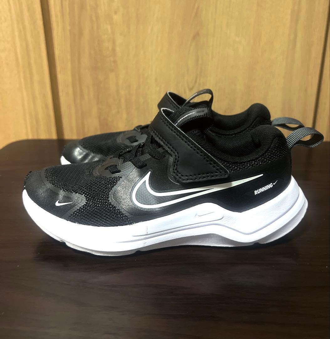 【超美品⭐︎人気】NIKE コスミックランナー　19cm ブラック　ランニング — image 3