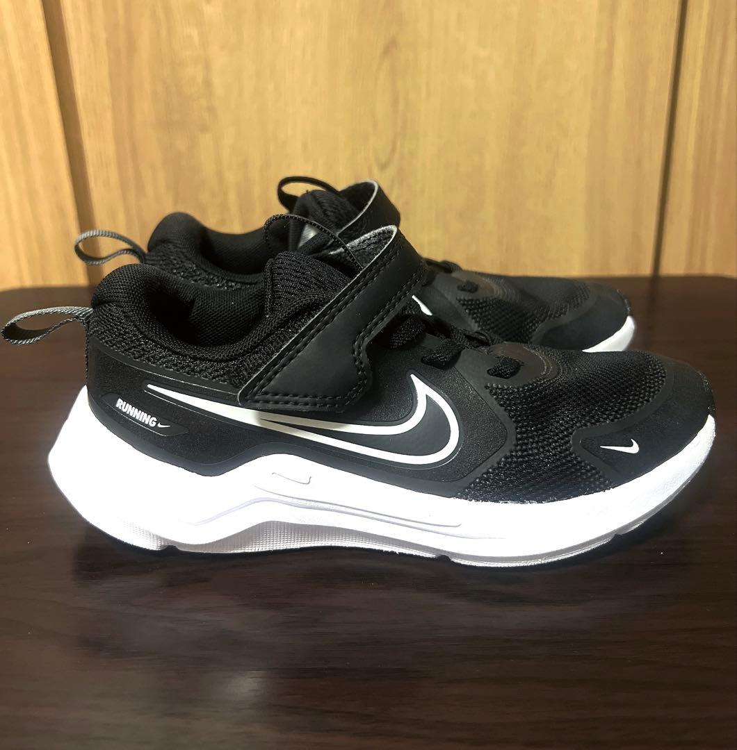 【超美品⭐︎人気】NIKE コスミックランナー　19cm ブラック　ランニング — image 4