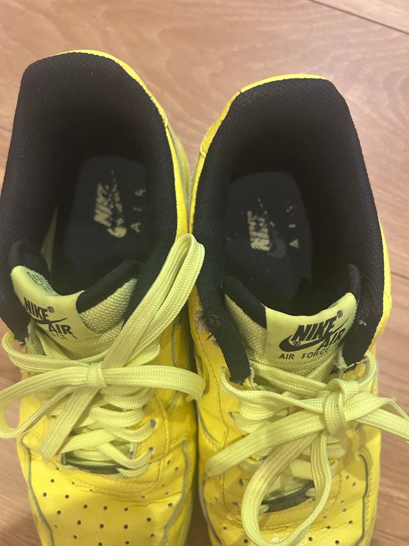 NIKE AIR FORCE 1 イエロー スニーカー — image 4