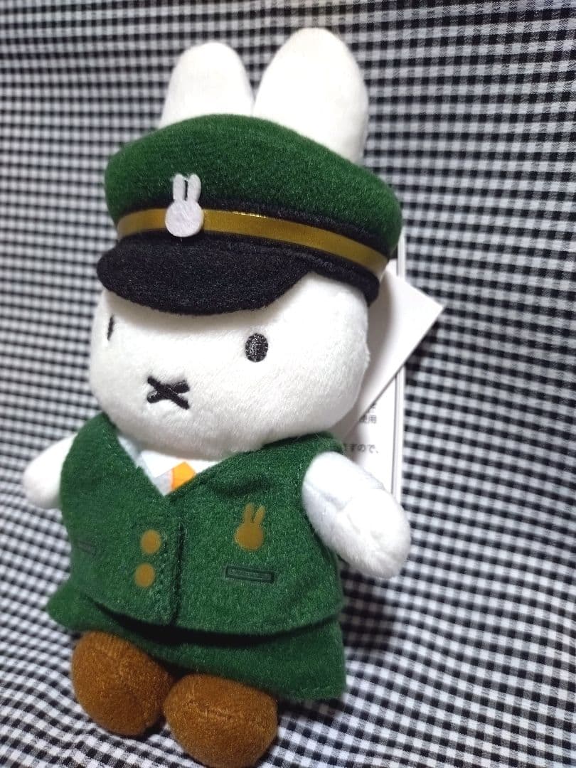 ミッフィースタイル 駅長さん 東京駅店限定 マスコット miffy キーチェーン — image 2