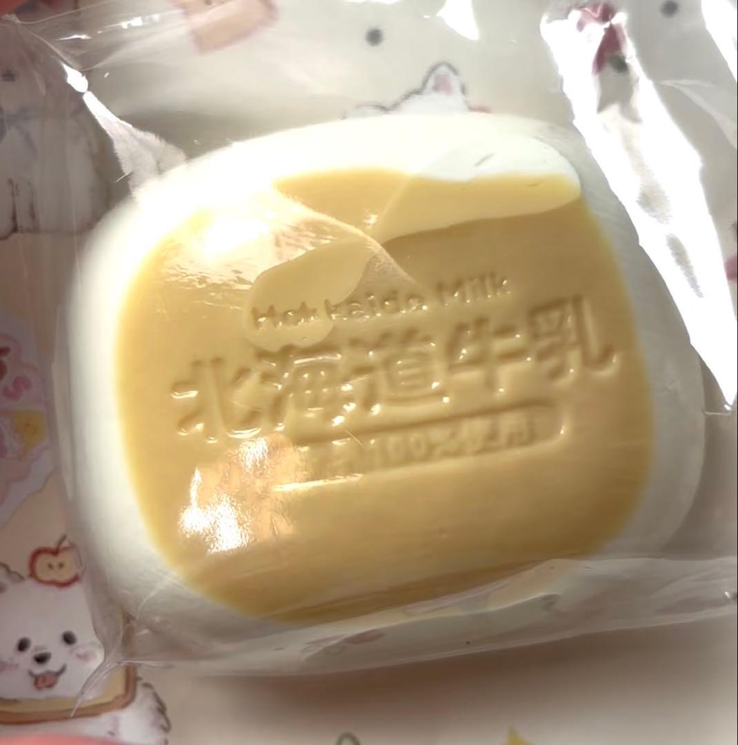新品未使用北海道牛乳　超水感スクイーズ Molly&Cremimi — image 2