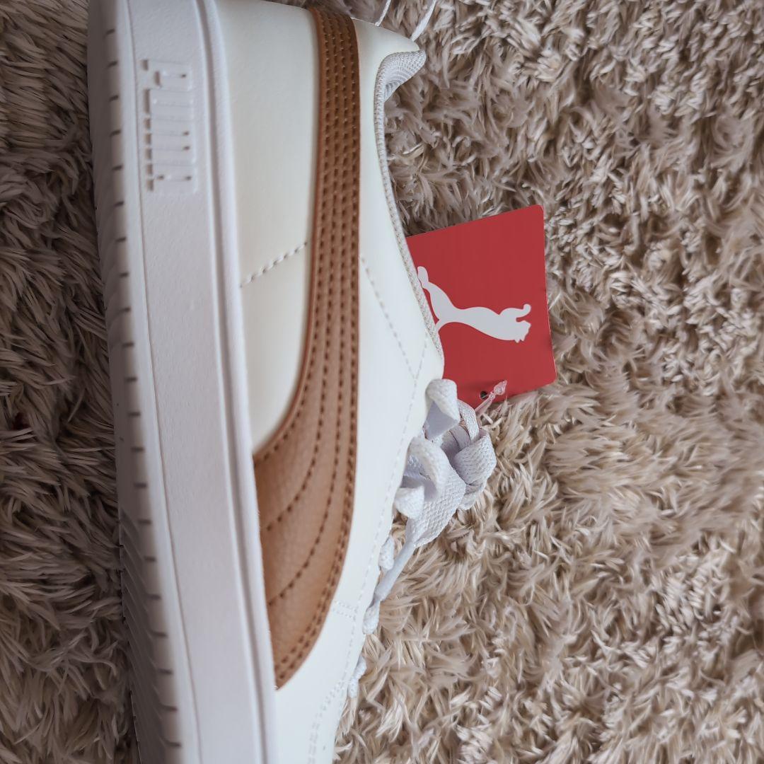 PUMA ホワイト ブラウン スニーカー — image 4
