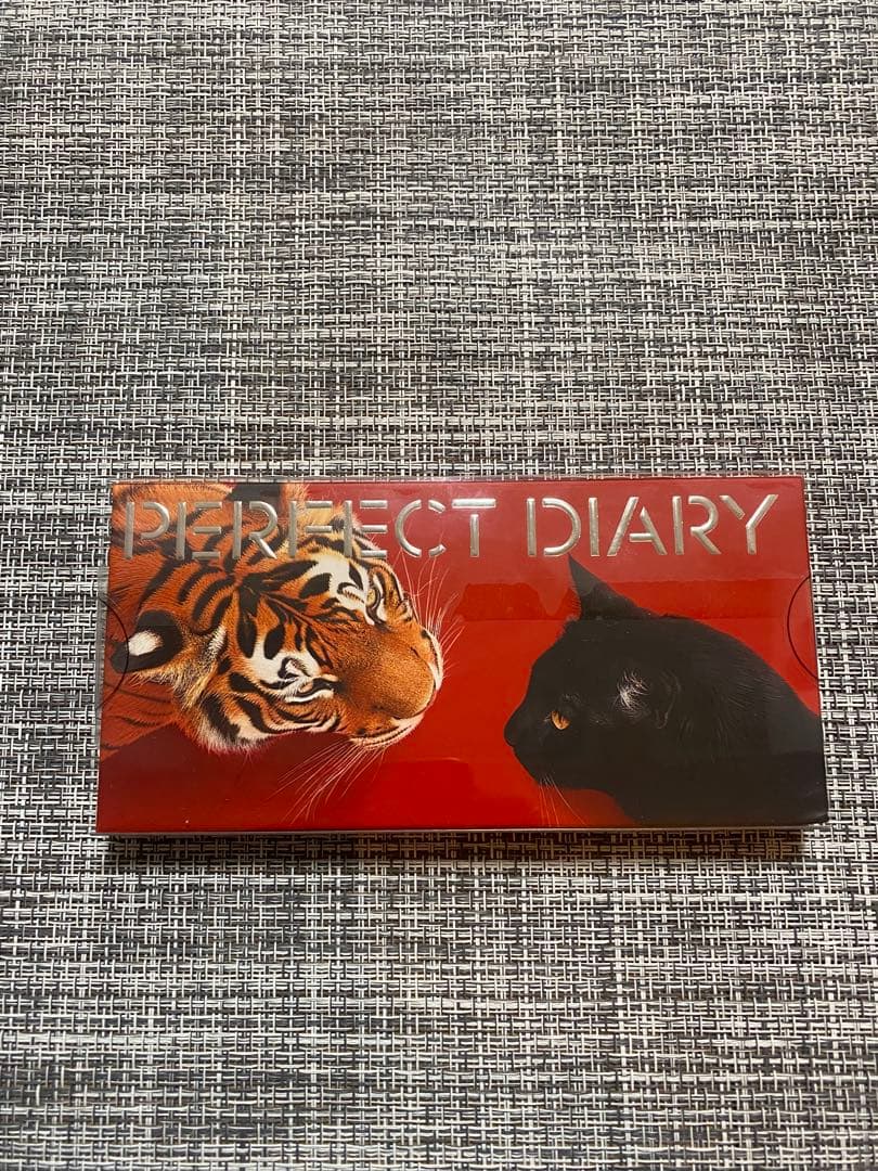 パーフェクトダイアリー　虎&猫　アイシャドウパレット　新品未開封品　アイシャドウ — image 2