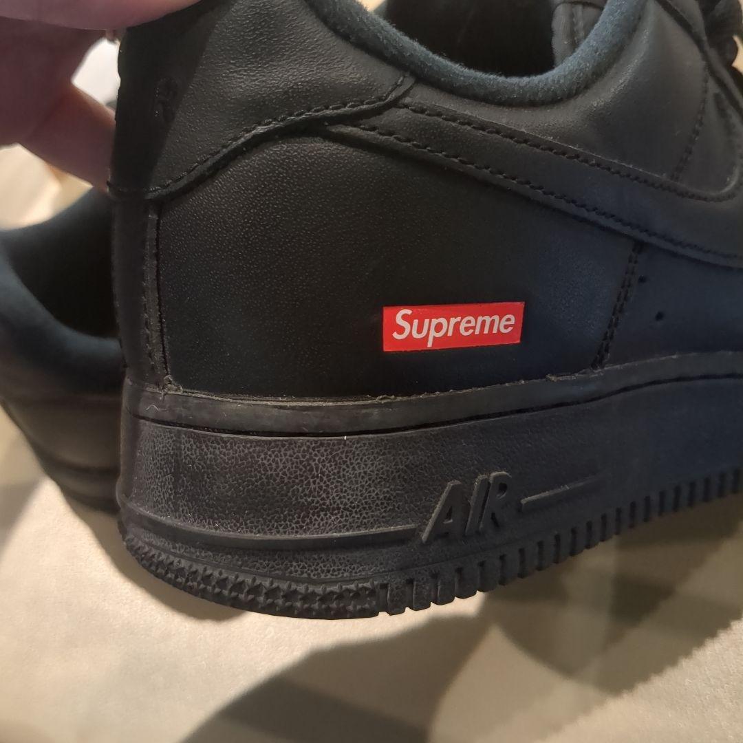 Supreme Nike Air Force 1 Low Black — image 3