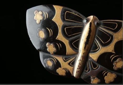 【極上】時代漆器 蝶形総金梨地 秋草蒔絵 　江戸〜明治　 木箱附　Antique — image 2