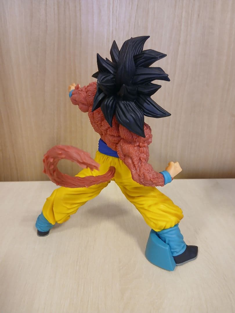 ドラゴンボールGT フルスクラッチ スーパーサイヤ人4 孫悟空 フィギュア — image 3