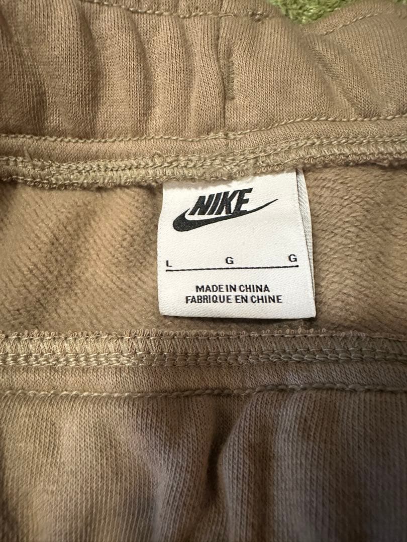 NIKE ショートパンツ ベージュ Lサイズ — image 3