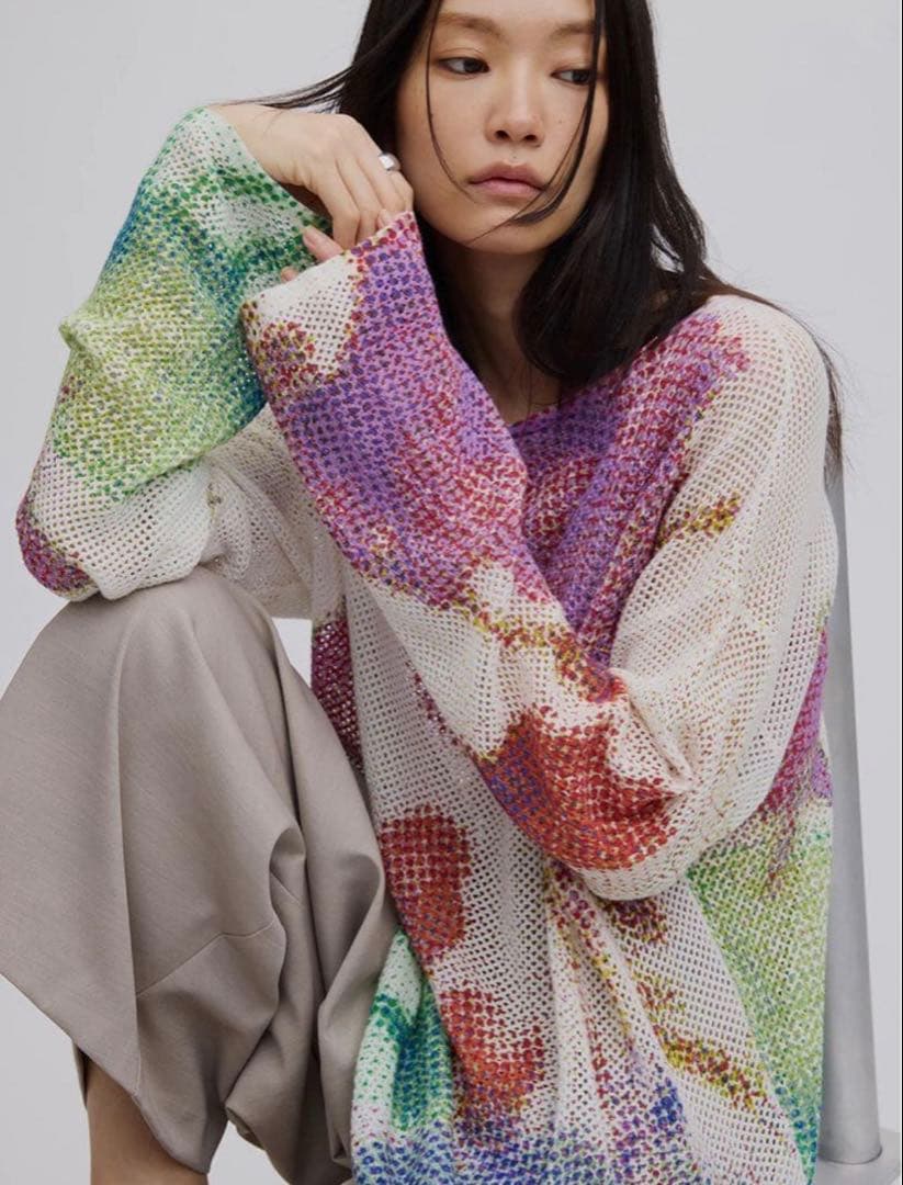 新品未使用　LOW RESOLUTION FLOWER KNIT TOP — image 4