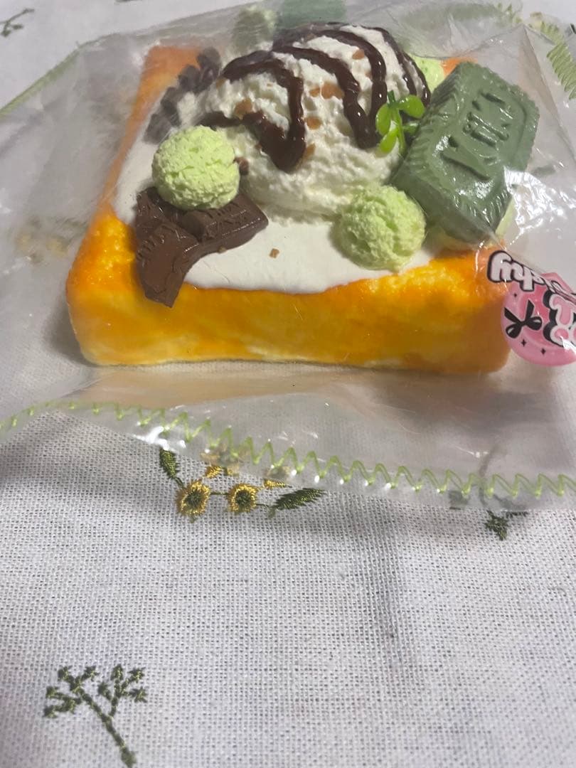 KiKisquishy ブラインド マカロン　トースト　抹茶　2点セット — image 5