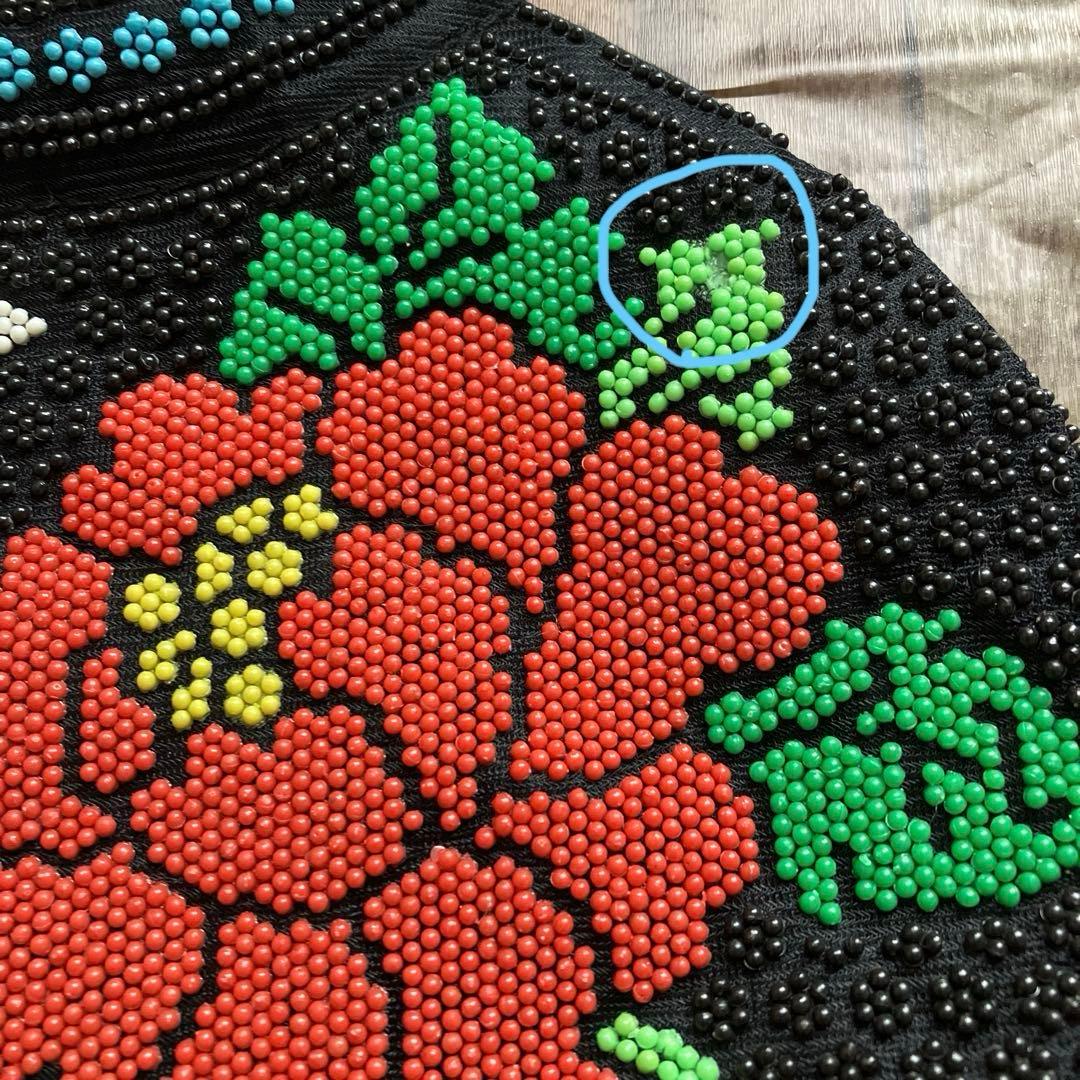 ヴィンテージ ビーズバッグ 花と蝶々 黒 丸型 リングハンドル 昭和レトロ — image 2