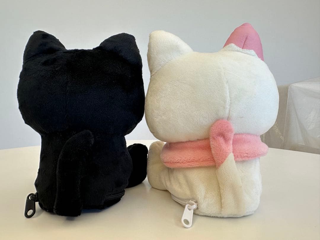 C.C.Cats　C.C.キャッツ　ぬいぐるみ　黒猫　白猫　小物入れ — image 3