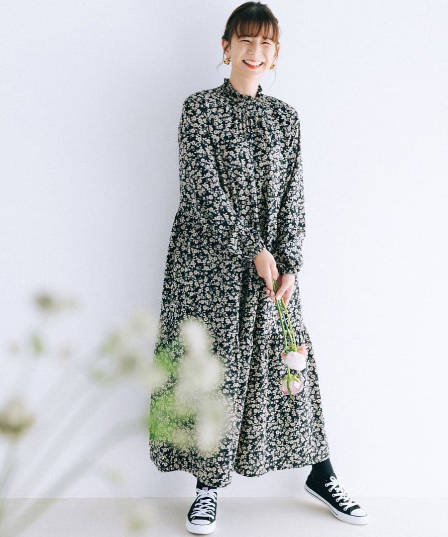 haco! ハコ ワンピース M スザンヌ コラボ 花柄　ブラック　マキシ — image 2