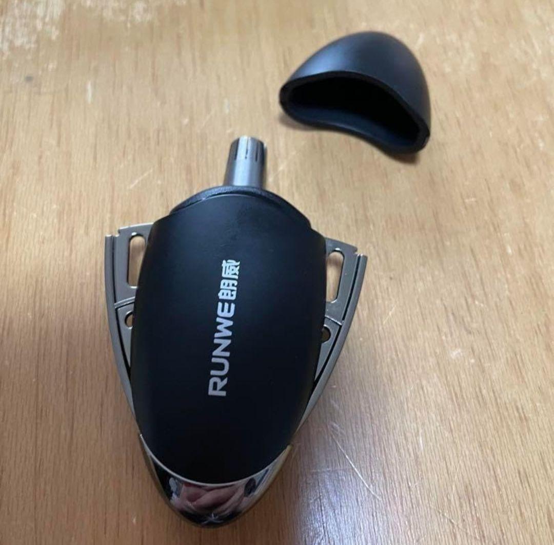 RUNWE 手動鼻毛トリマー Re5210 お手入れブラシ付き — image 3