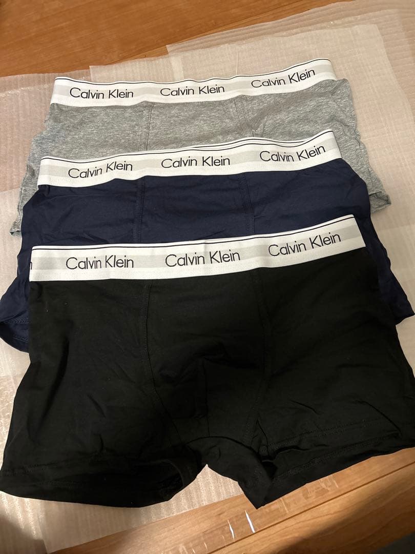 Calvin Klein ボクサーパンツ 3枚セットSサイズ — image 4