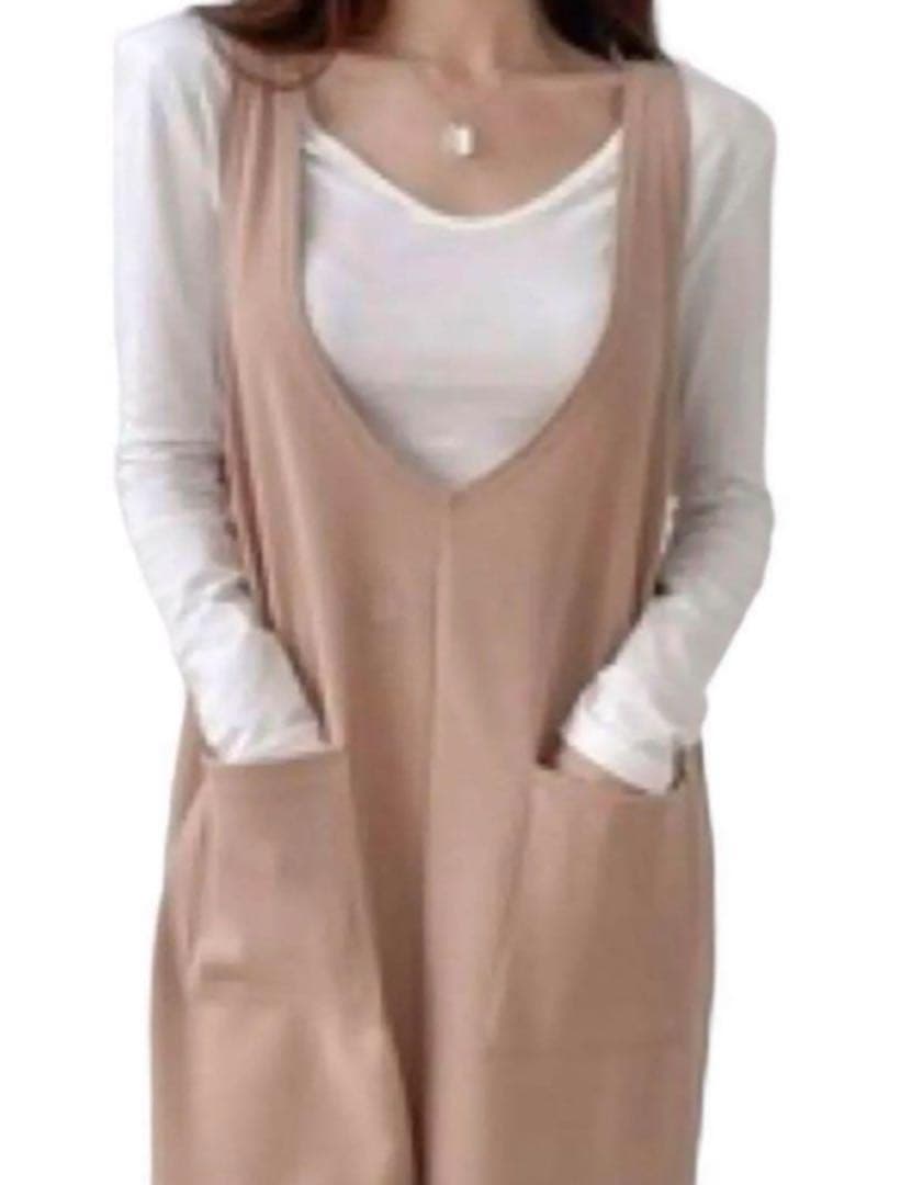 ⭐️即購入OK⭐️ Vネックオールインワン　beige ベージュカラー — image 3