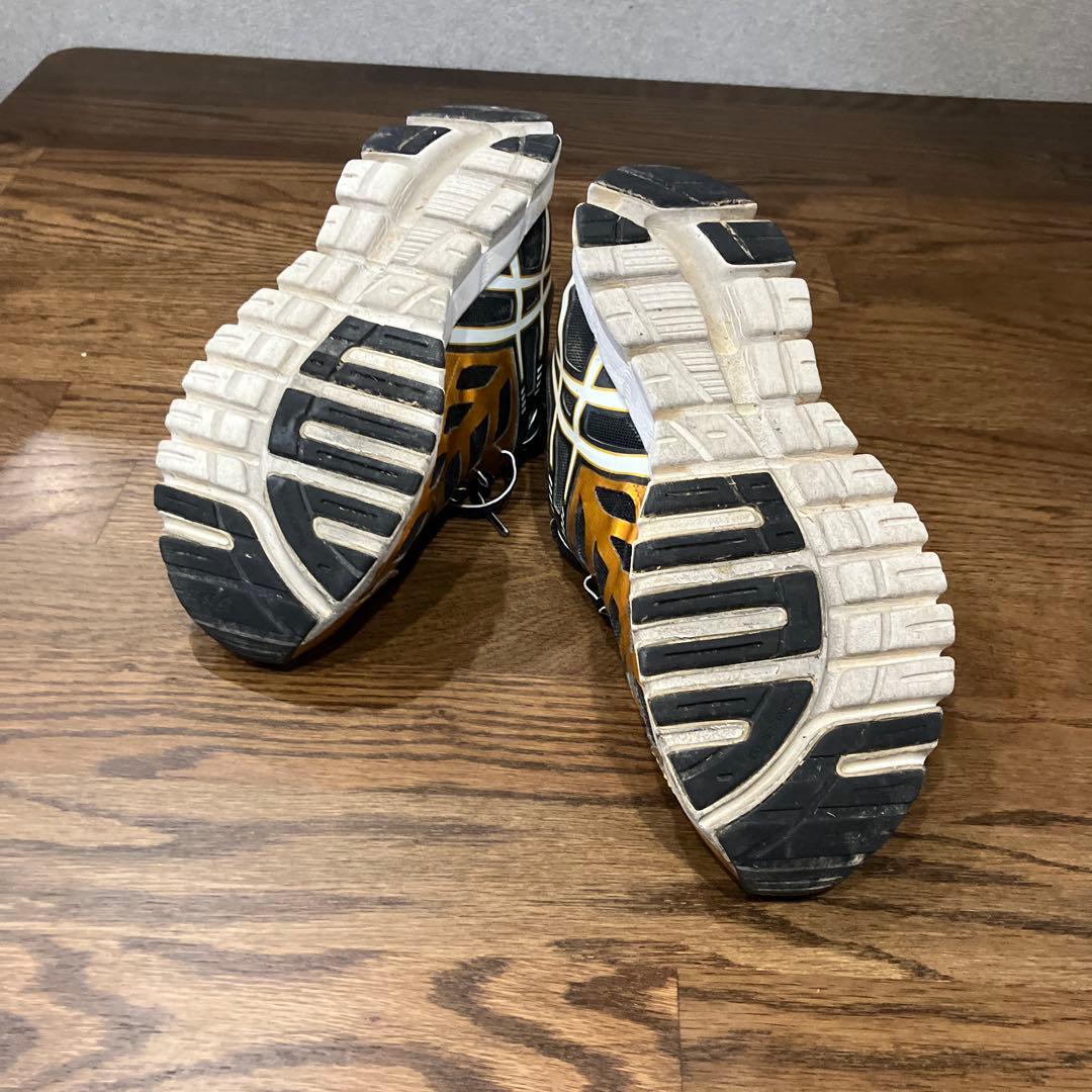 ASICS スニーカー TJA112 25.0cm ブラック ゴールド — image 2