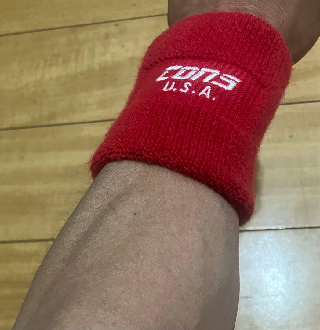 コンズ consU.S.A. リストバンド 赤 — image 2