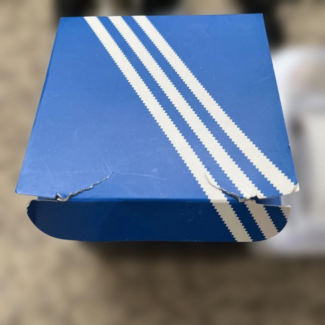 adidas Originals 腕時計用ケース 箱付き　リボン — image 3