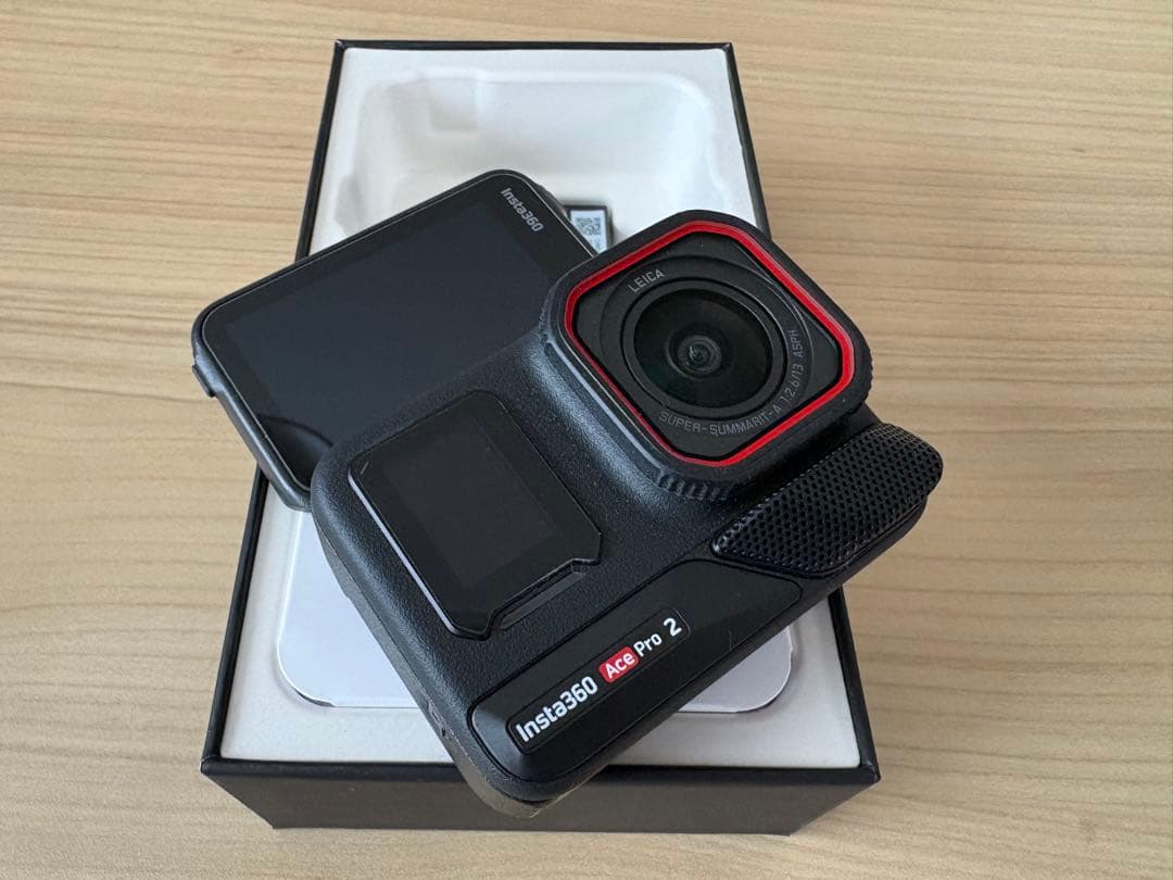 おまけ多数！ Insta360 Ace Pro 2 状態美品！バッテリー２個！ — image 2