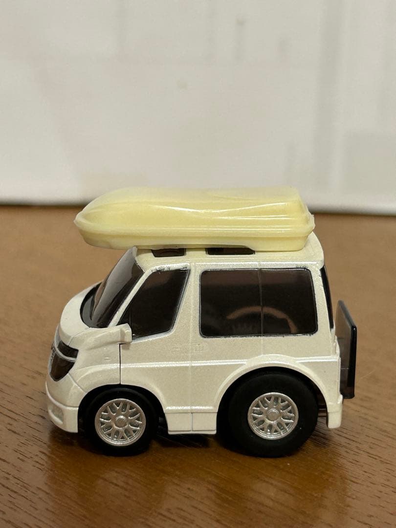 チョロQ 廃番品　日産 エルグランド ルーフボックス付 — image 4
