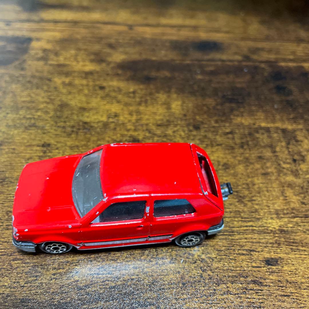 Volkswagen Golf ミニカー レッド — image 3