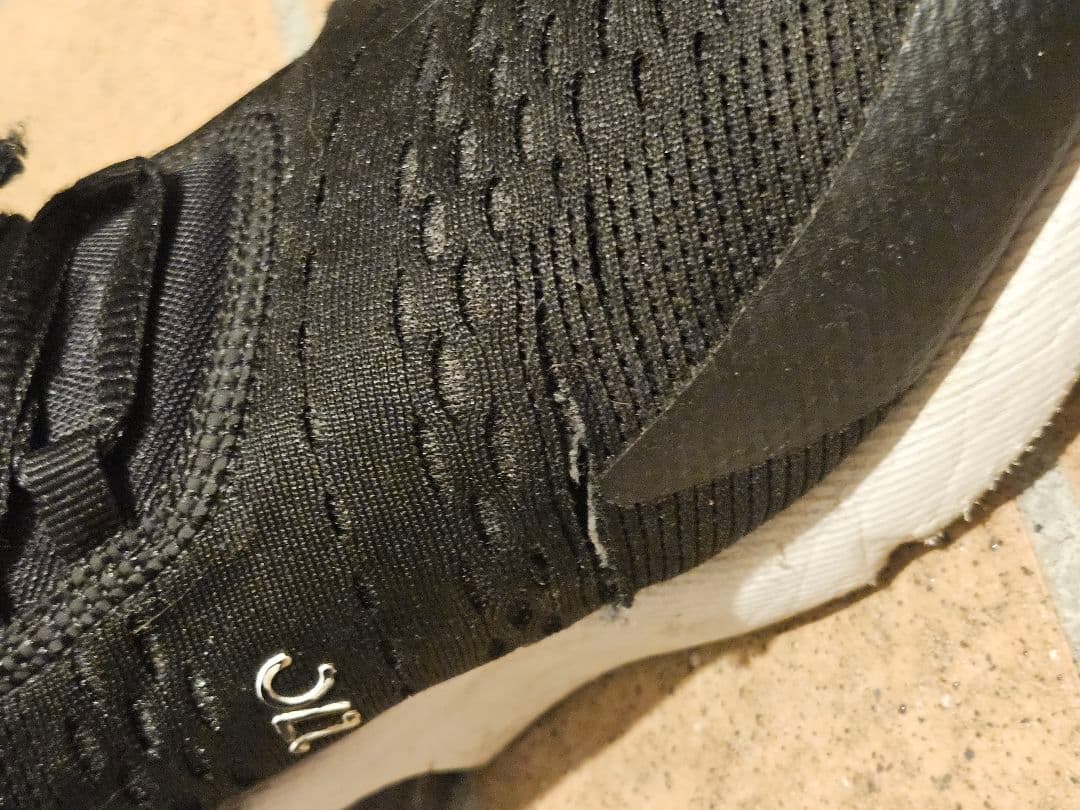 NIKE Air Max 270 ブラック ホワイト 靴 — image 3