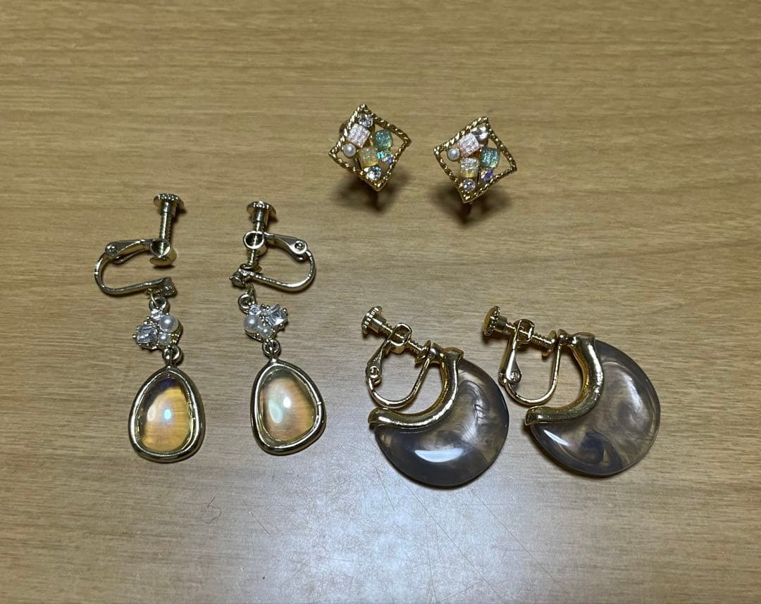 イヤリング　１２点セット　スリーコインズ　３COINS キャンドゥ　桜 — image 4